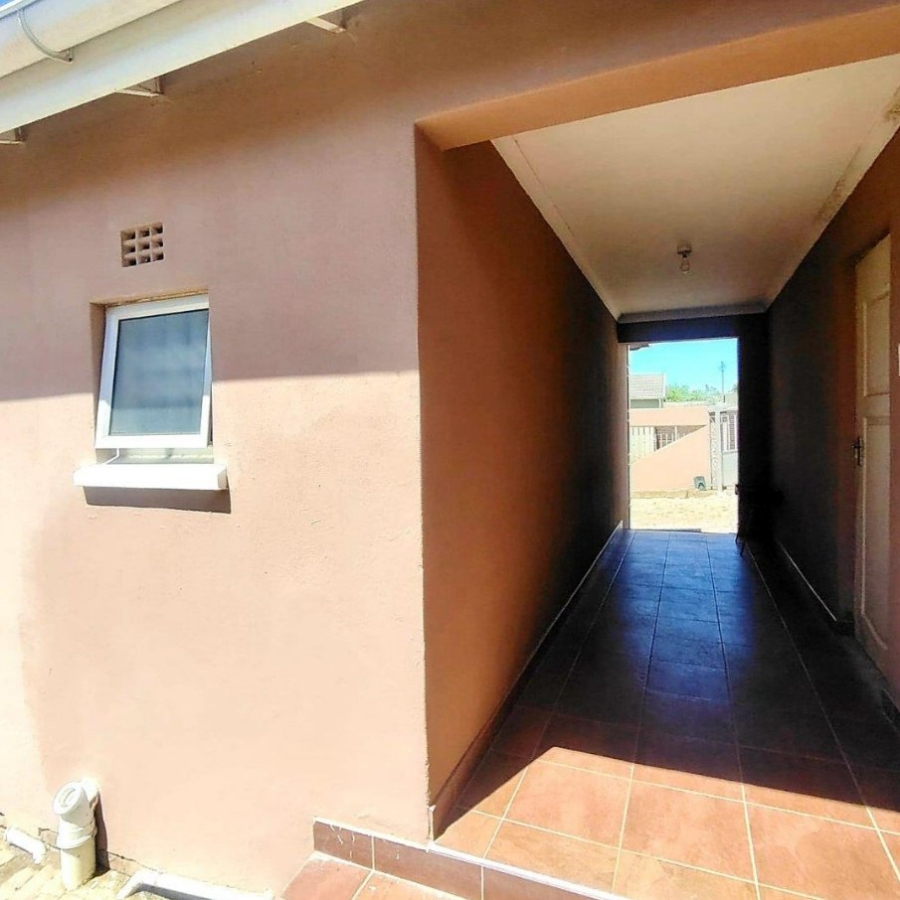 3 Bedroom Property for Sale in Haven Hills Eastern Cape
